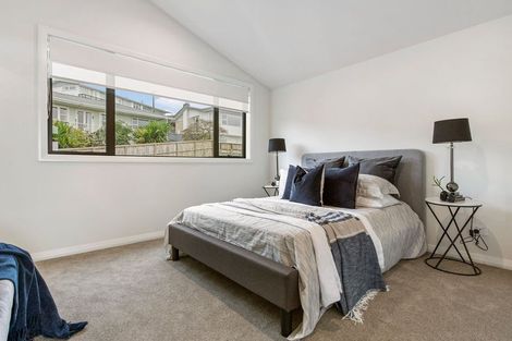 Photo of property in 1 Blenheim Place, Judea, 3110