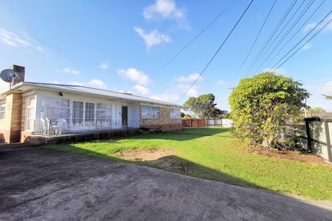 Photo of property in 44 Royal View Road, Te Atatu South, Auckland, 0610