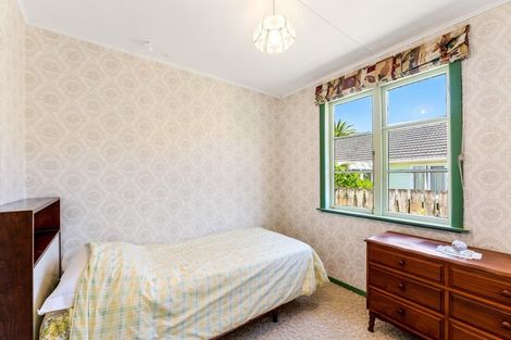 Photo of property in 98 Hair Street, Wainuiomata, Lower Hutt, 5014