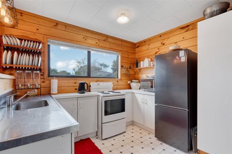 Photo of property in 26 Te Awhe Road, Maketu, 3189