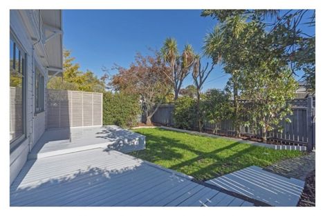 Photo of property in 19 Tahunanui Drive, Tahunanui, Nelson, 7011