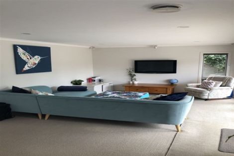 Photo of property in 11a Rogers Avenue, Eastern Beach, Auckland, 2012