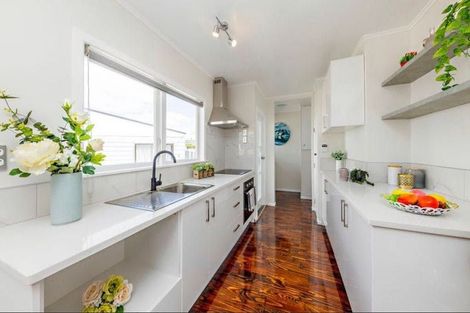 Photo of property in 24 President Avenue, Papakura, 2110