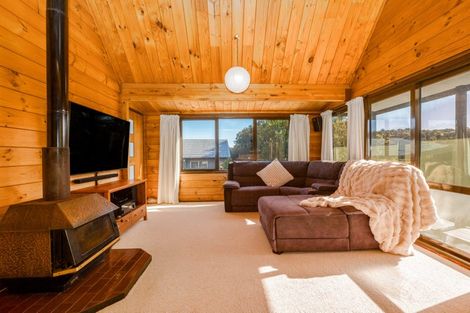 Photo of property in 90 Discovery Drive, Whitby, Porirua, 5024