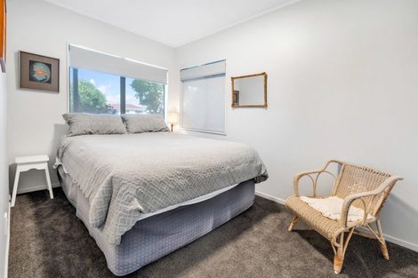 Photo of property in 1/56 Aberfeldy Avenue, Highland Park, Auckland, 2010