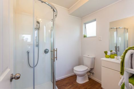 Photo of property in 115a Rosier Road, Glen Eden, Auckland, 0602