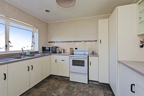 Photo of property in 34 Avondale Road, Taradale, Napier, 4112