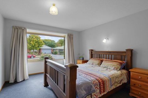 Photo of property in 15 Showgate Avenue, Sockburn, Christchurch, 8042
