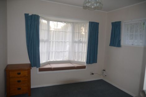 Photo of property in 40 Priestley Drive, Bucklands Beach, Auckland, 2014