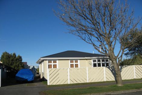 Photo of property in 113 Newcastle Street, Windsor, Invercargill, 9810