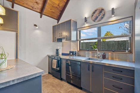 Photo of property in 51a Mains Avenue, Kensington, Whangarei, 0112