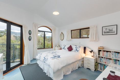 Photo of property in 347 Main Road North, Brown Owl, Upper Hutt, 5018