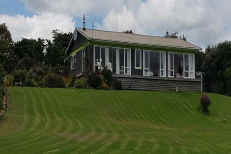 Photo of property in 452 Pahi Road, Pahi, Paparoa, 0571