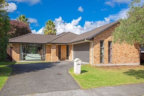 Photo of property in 24 Baltersan Drive, Flat Bush, Auckland, 2016