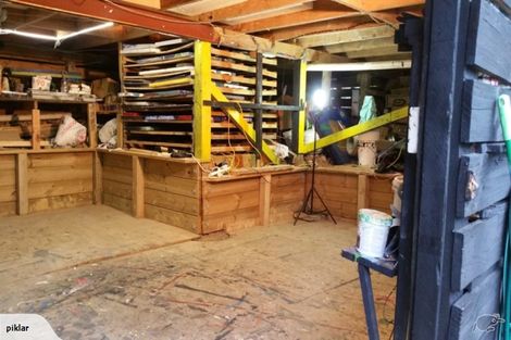 Photo of property in 8a Holiday Road, Stanmore Bay, Whangaparaoa, 0932