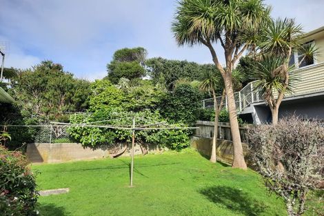 Photo of property in 19a Farm Road, Northland, Wellington, 6012