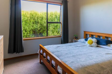Photo of property in 2 Scott Street, Strathern, Invercargill, 9812
