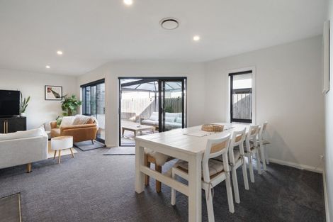 Photo of property in 36 Freedom Drive, Kelvin Grove, Palmerston North, 4414