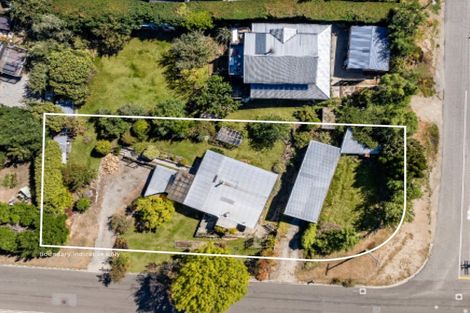 Photo of property in 2 Matai Road, Wanaka, 9305