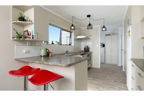 Photo of property in 16 Pandora Place, Welcome Bay, Tauranga, 3112
