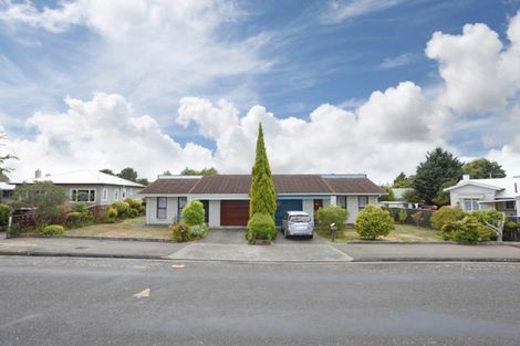 Photo of property in 12b Signal Street, Marton, 4710