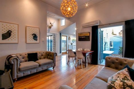 Photo of property in 8 Sale Street, Napier South, Napier, 4110