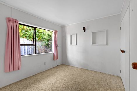 Photo of property in 1/3 Manuka Street, Orewa, 0931