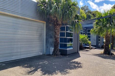 Photo of property in 87a Joseph Banks Drive, Whitby, Porirua, 5024