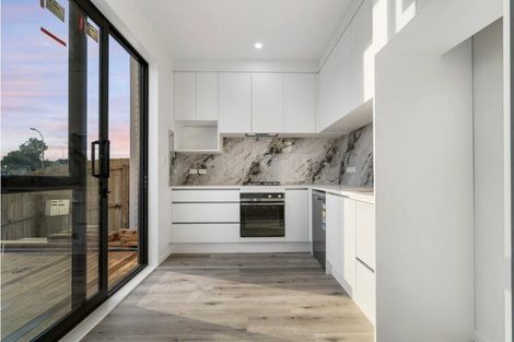 Photo of property in 22a Sharland Avenue, Manurewa, Auckland, 2102