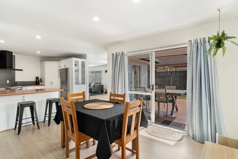 Photo of property in 33 Arabian Drive, Papamoa Beach, Papamoa, 3118