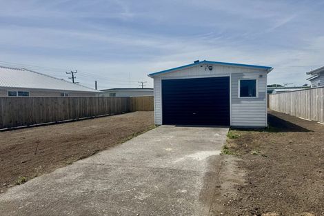 Photo of property in 8a Grey Street South, Waitara, 4320