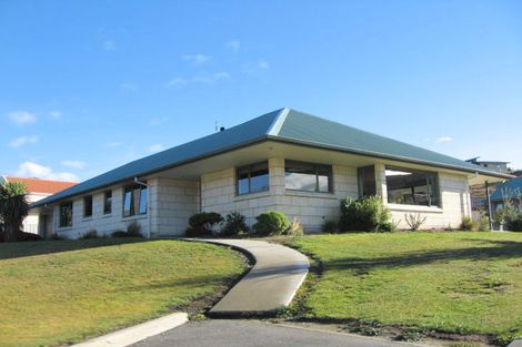 Photo of property in 84 Hedditch Street, Wanaka, 9305