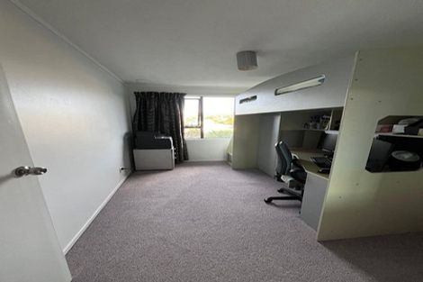 Photo of property in 11 Te Kiteroa Grove, Churton Park, Wellington, 6037