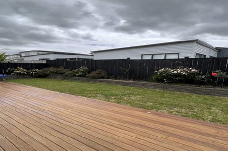 Photo of property in 10 Fjord Way, Karaka, Papakura, 2113