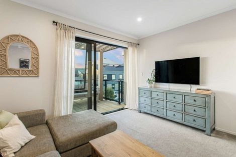 Photo of property in 9 Malcolm Calder Road, Hobsonville, Auckland, 0616