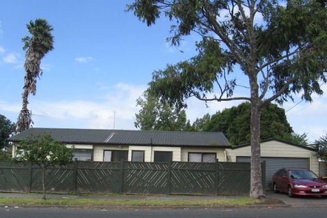 Photo of property in 1/41 Sabulite Road, Kelston, Auckland, 0602
