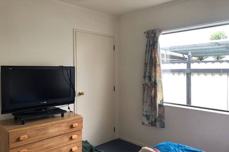 Photo of property in 25a Howard Road, Taradale, Napier, 4112