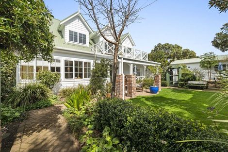 Photo of property in 3 Richmond Street, Fitzroy, New Plymouth, 4312