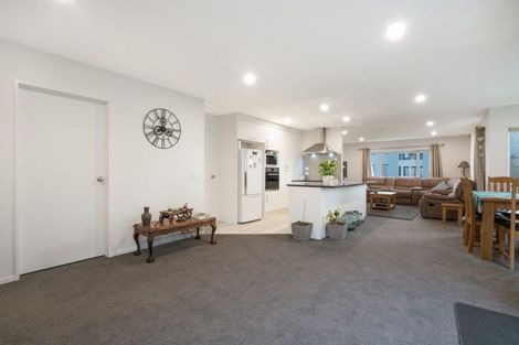 Photo of property in 5 Treestump Road, Takanini, 2112