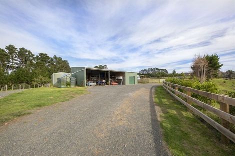 Photo of property in 93 James Mackie Road, Helensville, 0875