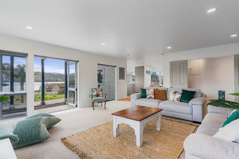 Photo of property in 140 Vista Paku, Pauanui, Hikuai, 3579