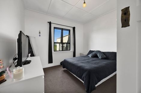Photo of property in 34 Kent Street, Patea, 4520