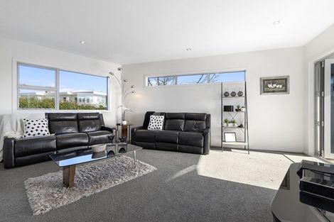 Photo of property in 67 Braid Road, St Andrews, Hamilton, 3200
