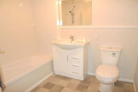 Photo of property in 167b Newlands Road, Newlands, Wellington, 6037