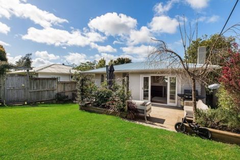 Photo of property in 1/56 Glendale Road, Glen Eden, Auckland, 0602
