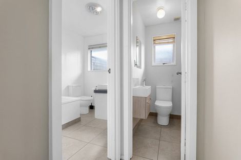 Photo of property in 63 Mansfield Avenue, St Albans, Christchurch, 8014