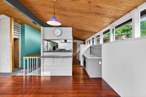 Photo of property in 17 Spencer Road, Hospital Hill, Napier, 4110