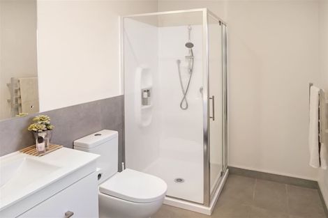 Photo of property in 17 Liberation Road, Papakura, 2110