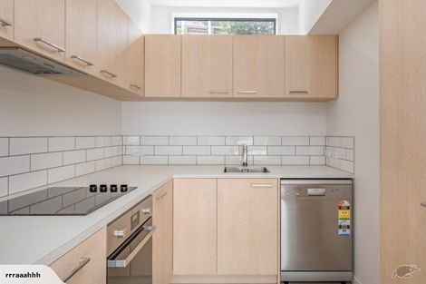 Photo of property in 7u3 Handyside Street, Tawa, Wellington, 5028
