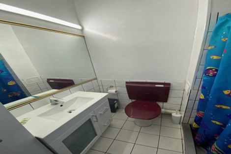 Photo of property in Carillion/the Knoll, 33 Thompson Street, Mount Cook, Wellington, 6011